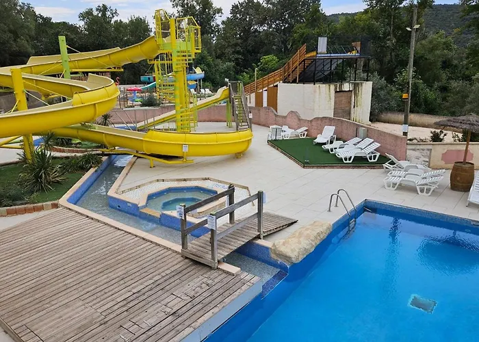 Mobil-home Avec Terrasse A Hyeres, Ideal Pour 4 Personnes - Api-1-52-1135 Camping Hyères