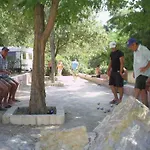 Mobil-home Avec Terrasse A Hyeres, Ideal Pour 4 Personnes - Api-1-52-1135 Campsite
